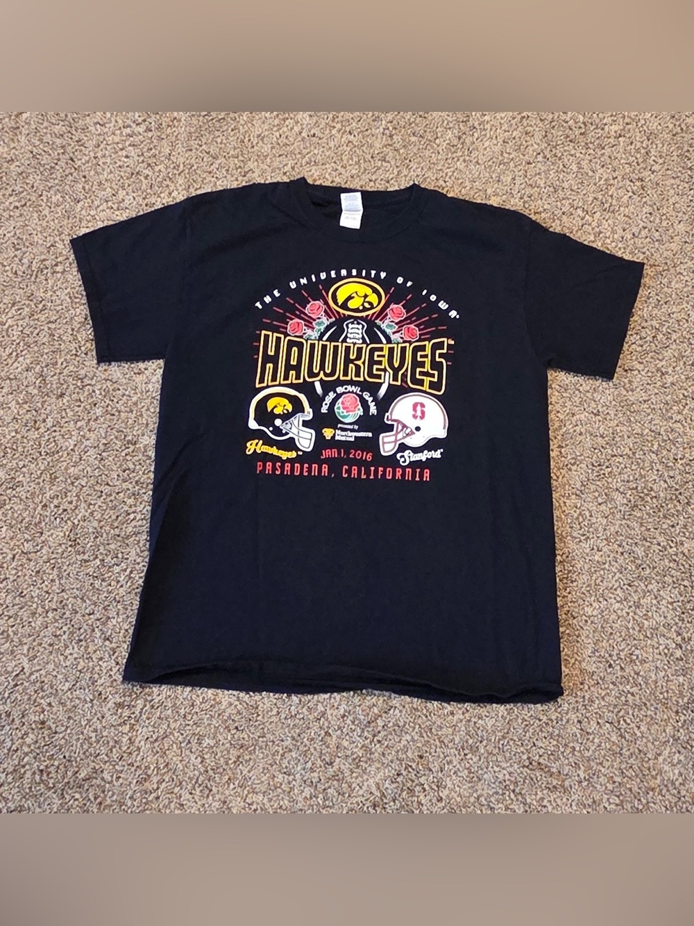 Men’s Large Gildan Black Iowa Rose Bowl T Shirt